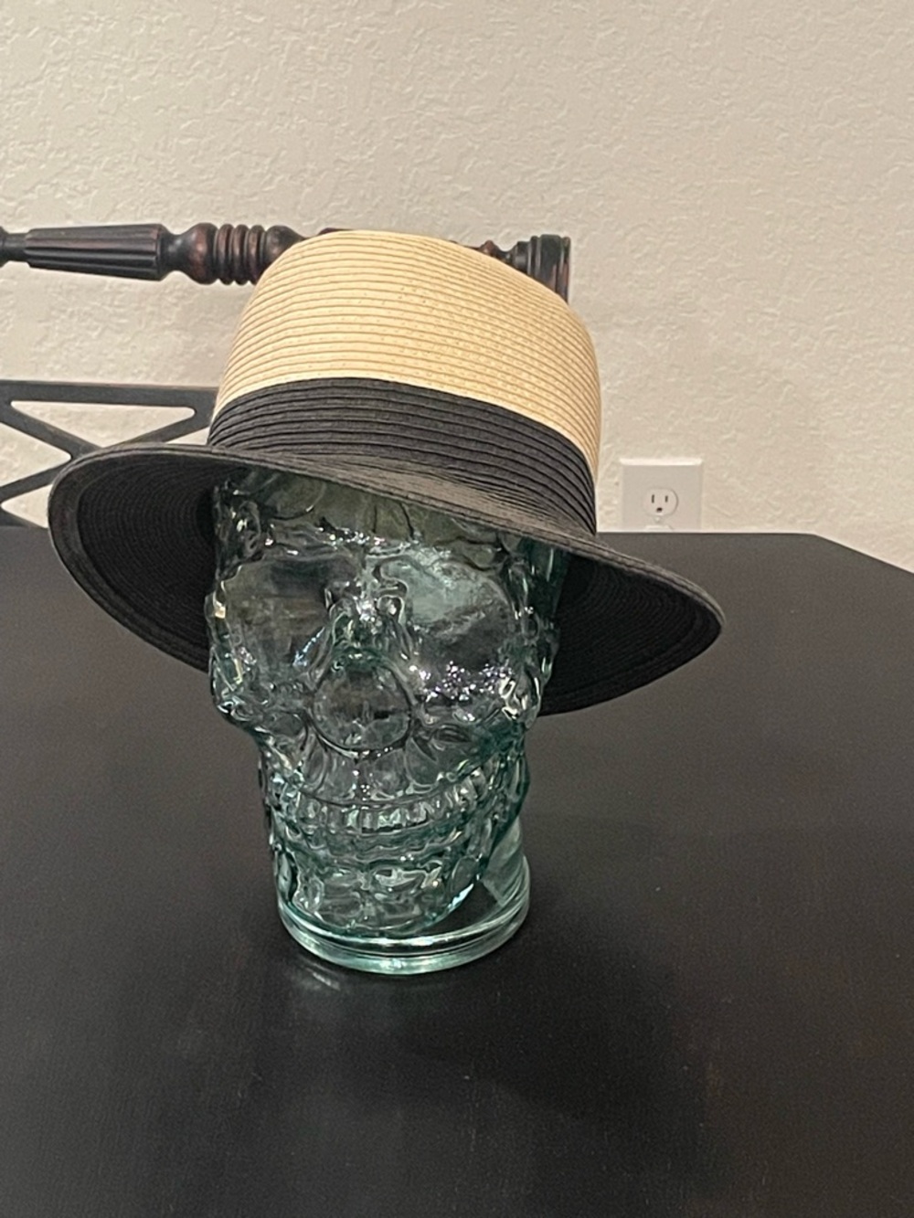 Women’s Two-Tone Straw Fedora Hat - Black and Natural